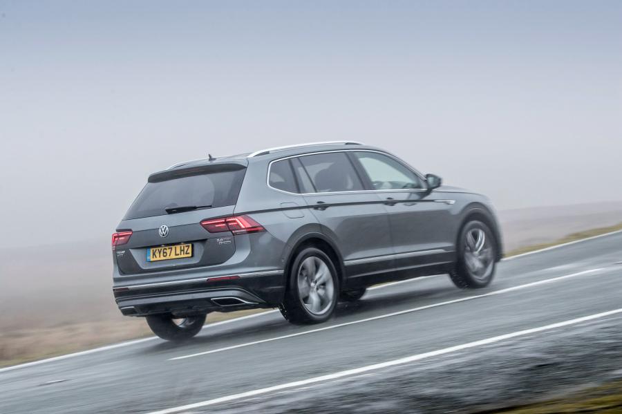  Volkswagen Tiguan Allspace 2018 года  (UK) (фото 39 из 40)